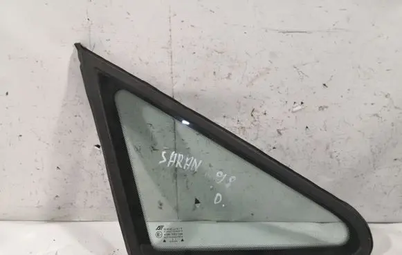 Volkswagen Sharan Front triangle window/glass 43R001100