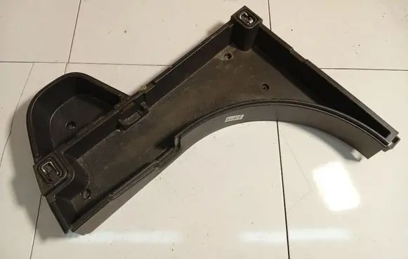 Hyundai i30 Spare wheel section trim 857512R600