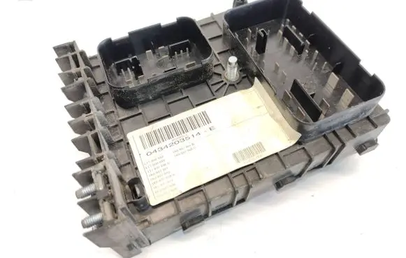 Volkswagen Touran I Fuse module 1K0937124K 014189861