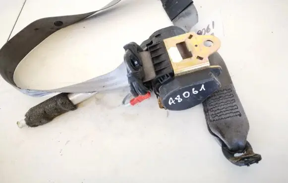 Audi A6 S6 C4 4A Front seatbelt 4a0857706ae
