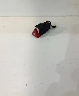 Volkswagen Golf V Hazard light switch 1K0953509A 04004