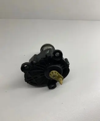 BMW 5 F10 F11 Intake manifold valve actuator/motor 0280751014 10213510 8506410