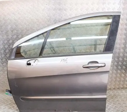 Peugeot 308 Front door 9002Z1