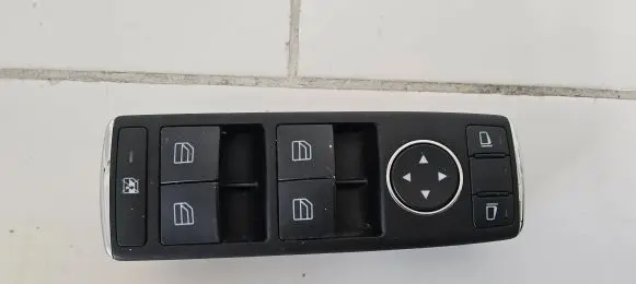 Mercedes-Benz C W204 Electric window control switch A2048700151 03139410 90112073201248