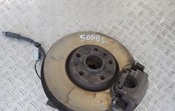 Peugeot 5008 II Front wheel hub spindle knuckle
