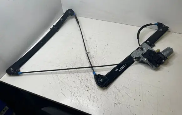 BMW X5 E53 Front door window regulator with motor 8243804