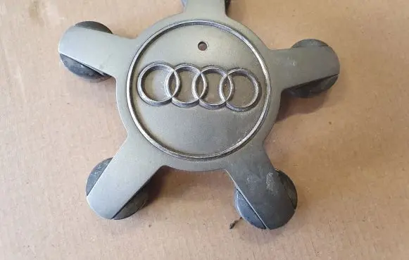 Porsche Macan (95B) Original wheel cap 4F0601165N