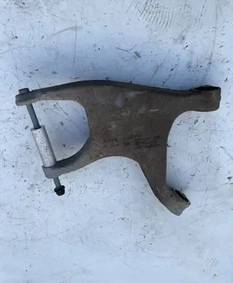 Porsche Macan (95B) Rear upper control arm/wishbone 8R0505312F