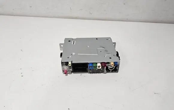 Alfa Romeo Giulia Radio/CD/DVD/GPS head unit 50564711