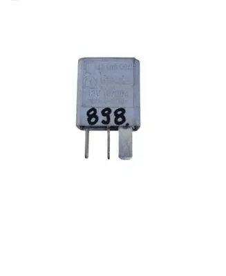 Opel Astra H Other relay 13100504