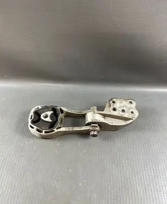 Toyota C-HR II Gearbox mounting bracket 46000