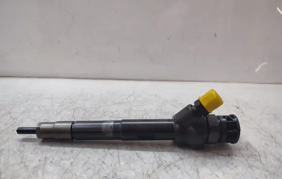 Land Rover Discovery Sport Fuel injector 0445110654 G4D39K546AA