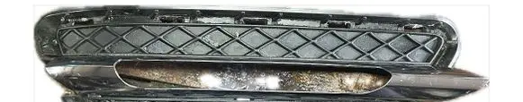 Mercedes-Benz SL R231 Front bumper lower grill A2318850323 31279981