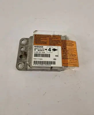 Nissan Note (E11) Airbag control unit/module 988209u10a