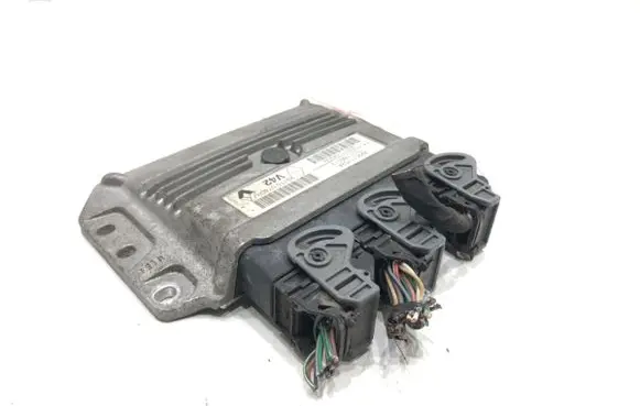 Dacia Duster II Engine control unit/module ECU 237100740R
