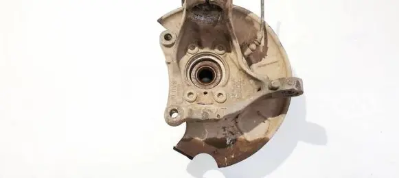 Volkswagen PASSAT B6 Front wheel hub