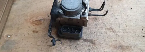 Toyota Hilux (AN10, AN20, AN30) ABS Pump 1351119490 7287F081284