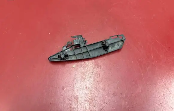 BMW X3 G01 Front bumper mounting bracket 7399981