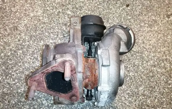 Mercedes-Benz Sprinter W901 W902 W903 W904 Turbo 7098364