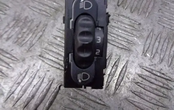 Renault Megane I Headlight level adjustment motor 