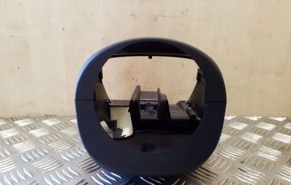 Steering wheel column trim