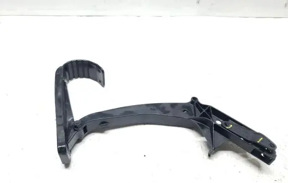 Mercedes-Benz E W210 Accelerator throttle pedal 2103010520