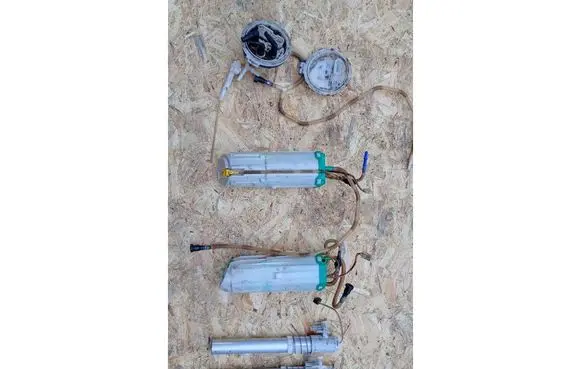 Audi A8 S8 D3 4E In-tank fuel pump 4E0919679