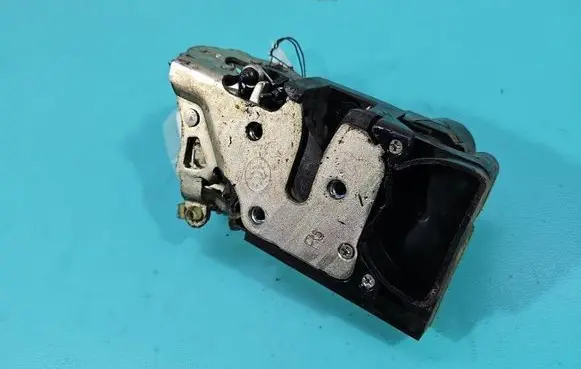 Chevrolet Aveo Front door lock IMPRK1549523