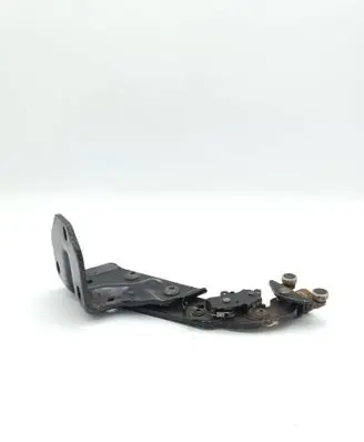 Mercedes-Benz Vito Viano W447 Sliding door lower roller guide/hinge A4477600747 Z6S00321215