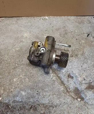 Ford Ranger Power steering pump 7312933 0U6A