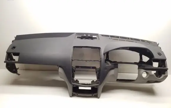 Mercedes-Benz C W204 Dashboard A2046803987