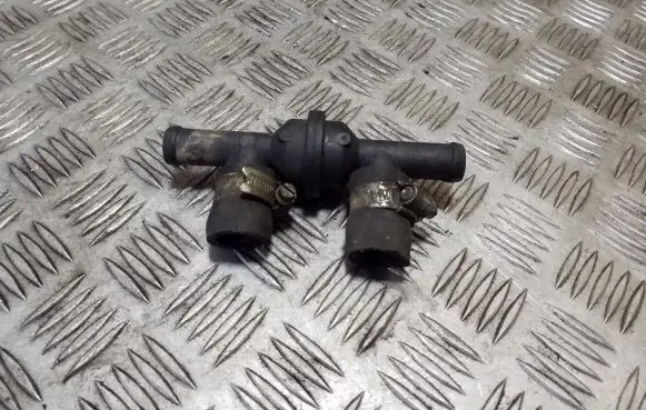 Renault Master III Engine coolant pipe/hose