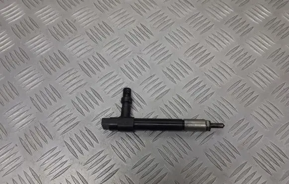 Mazda Premacy Fuel injector 7390