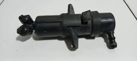 BMW 7 E65 E66 Headlight washer spray nozzle 7001949
