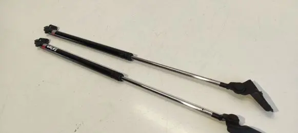 Mitsubishi Colt Tailgate/trunk strut/damper