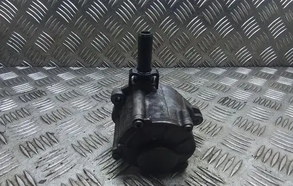 Mercedes-Benz Sprinter W906 Vacuum pump A6512300165 GD01495