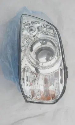 KIA Sorento Headlight/headlamp 921013C521