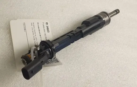 Mercedes-Benz A W177 Fuel injector A282070087 166002932R