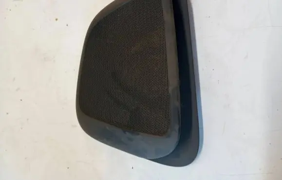 Volvo XC60 Dash center speaker trim cover 30755853 30755852
