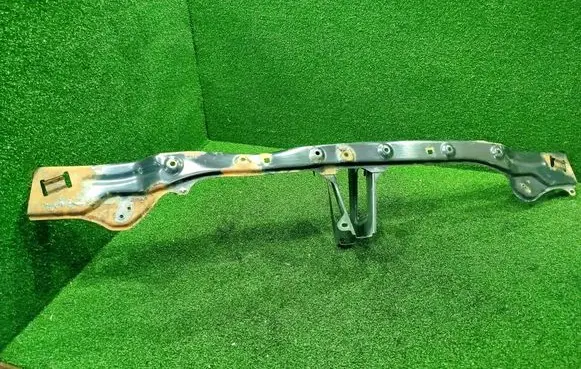 Mitsubishi Pajero Front bumper mounting bracket 6400A526
