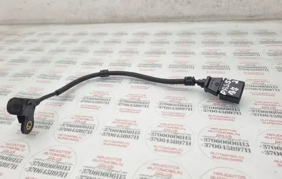 Volkswagen PASSAT B7 Crankshaft position sensor 9805940