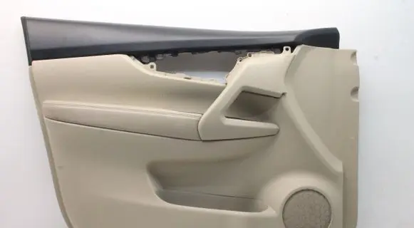 Nissan X-Trail T32 Front door card panel trim