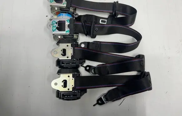 BMW 4 G22 G23 G24 G26 Set of seat belts 
