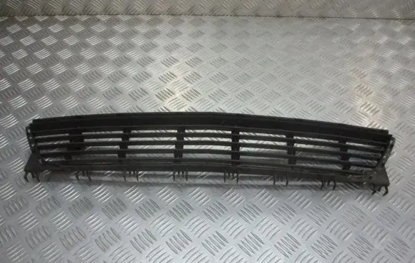 Opel Corsa C Front bumper lower grill