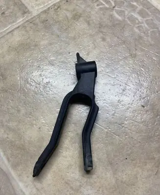 Opel Astra H Radiator mount bracket 13162131