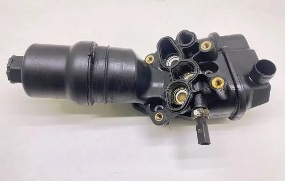 Audi A4 S4 B7 8E 8H Oil filter cover 