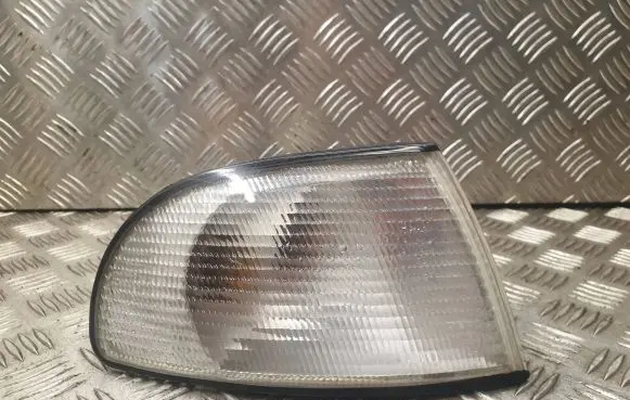 Audi A4 S4 B5 8D Front indicator light 084111514R