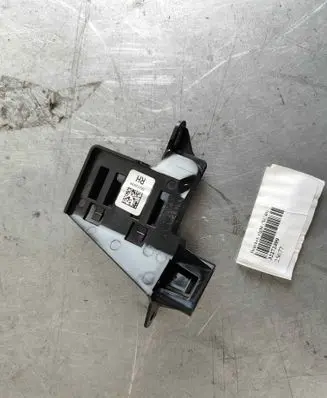 Volvo C40 Holder (bracket) 32272499 31488382