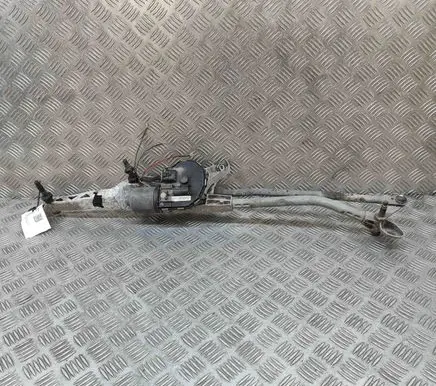 Mercedes-Benz CLS C218 X218 Front wiper linkage and motor 1397220667 A2128201340