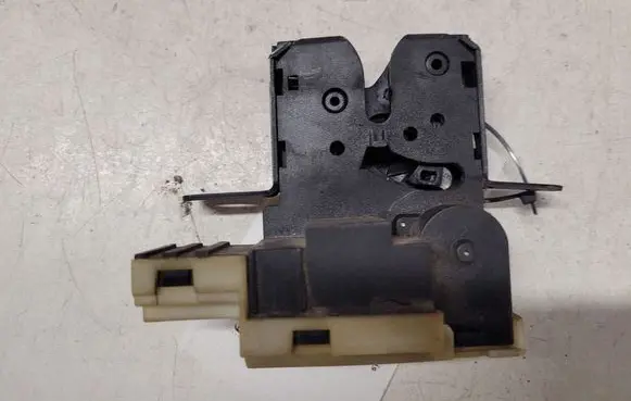 Renault Laguna II Tailgate/trunk/boot lock/catch/latch 8200000894 7700430941